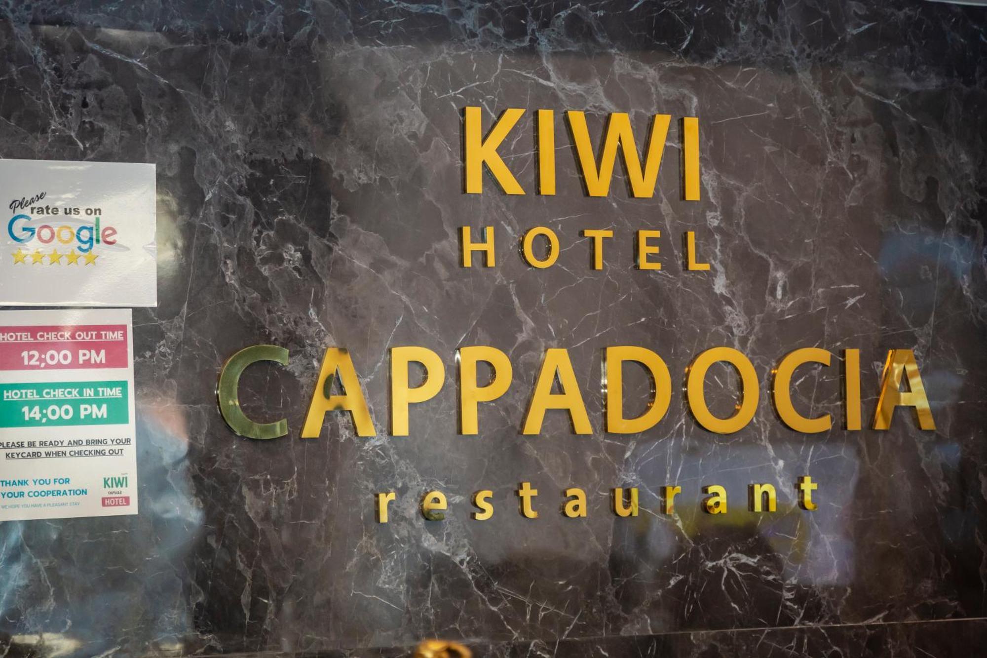 Kiwi Capsule Hotel Bangkok Zewnętrze zdjęcie